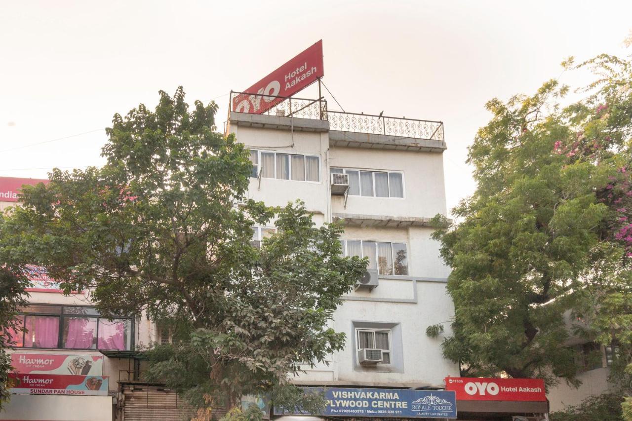 Oyo 13535 Aakash Ahmedabad Exterior foto