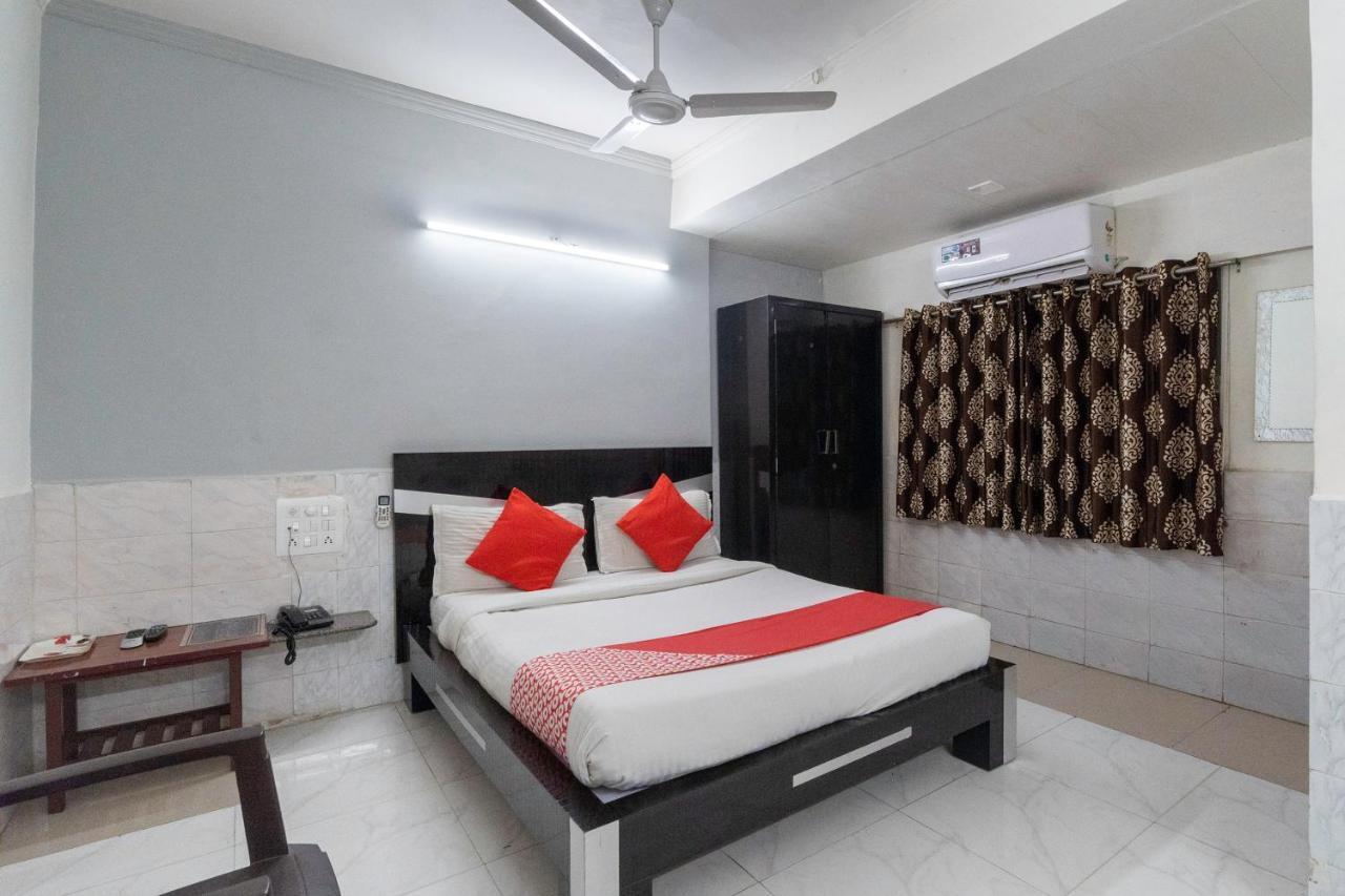 Oyo 13535 Aakash Ahmedabad Exterior foto